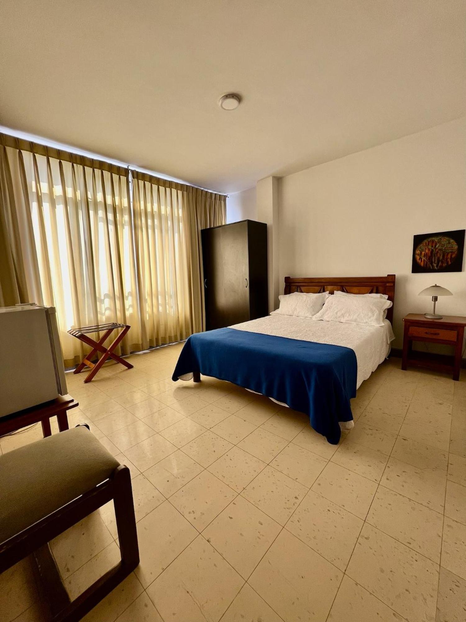 Hotel Armenia Centro Exteriér fotografie